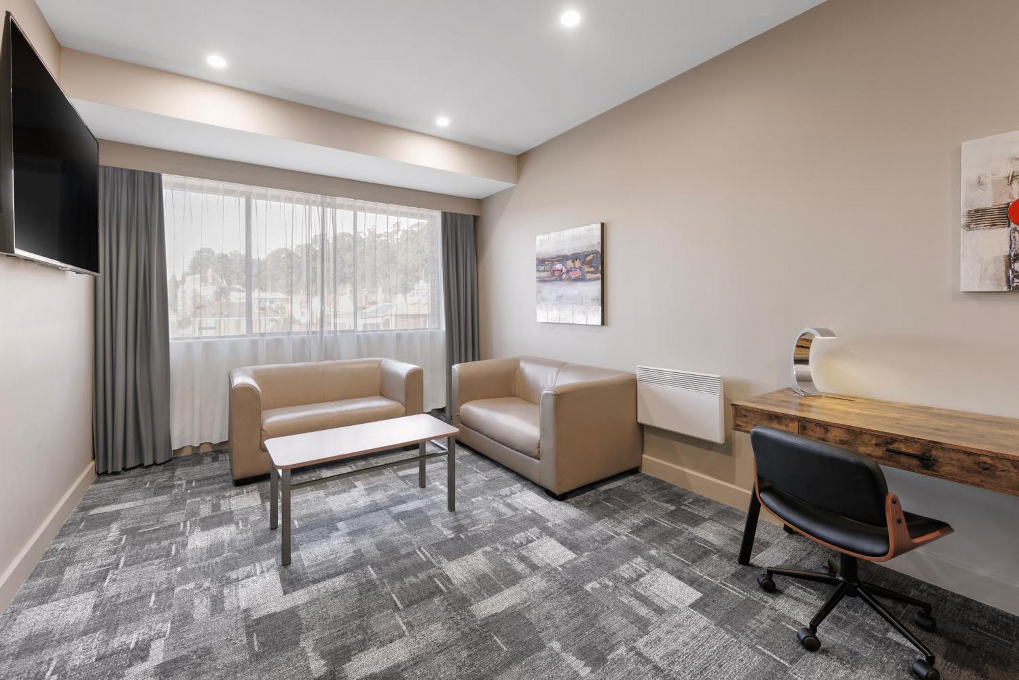 Best Western Plus לונסטון מראה חיצוני תמונה